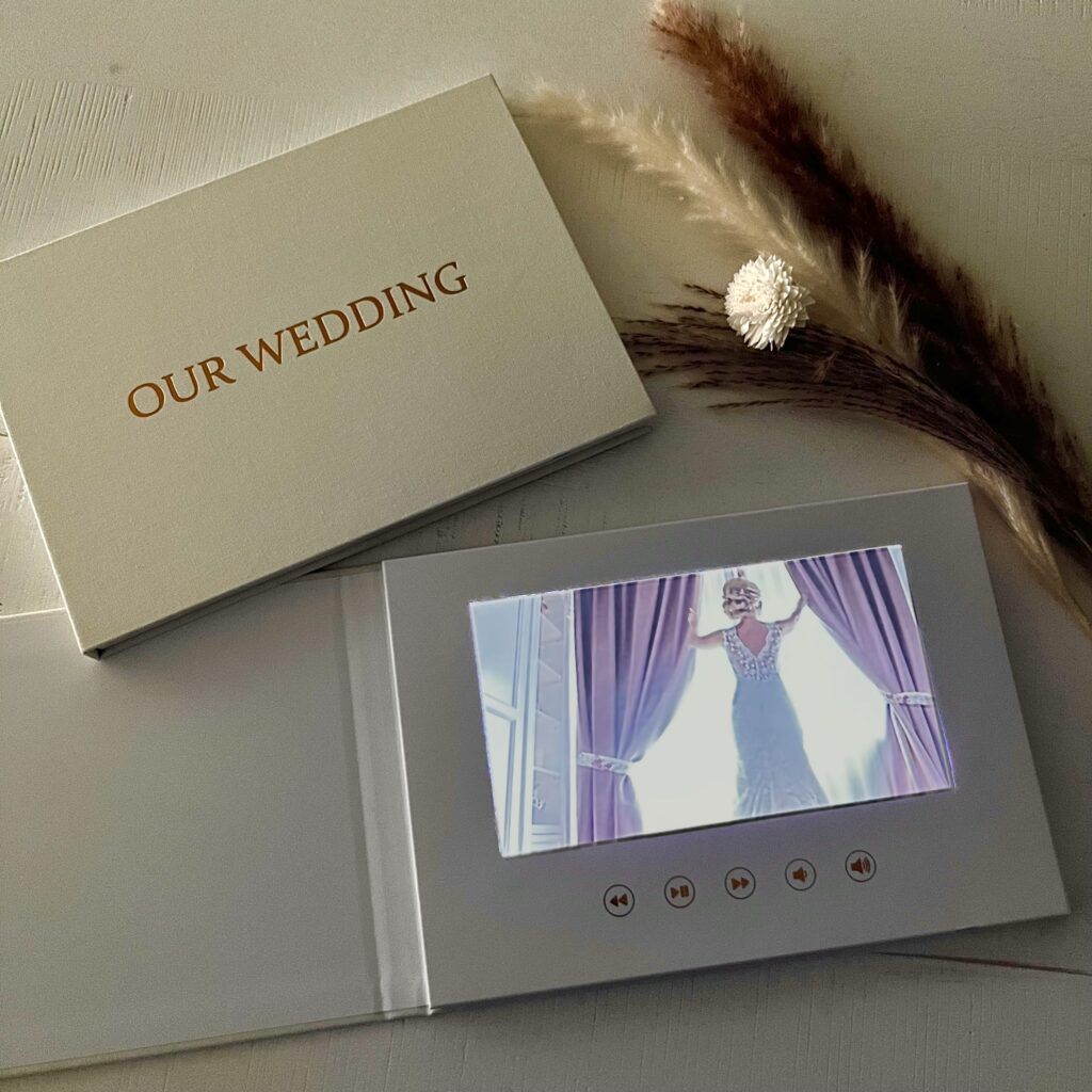 LINEN “OUR WEDDING” VIDEO/PHOTO BOOK