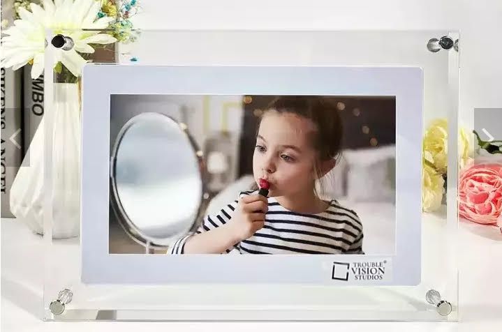 Why Playback Acrylic Digital Frames Are the Best Digital Frames on the Market